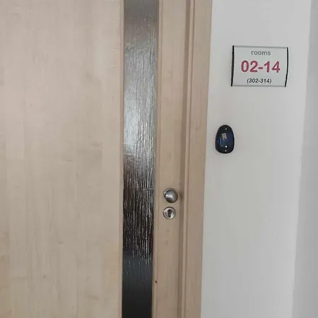 Parkcentrum Lowcost Near Center Of Hotel *